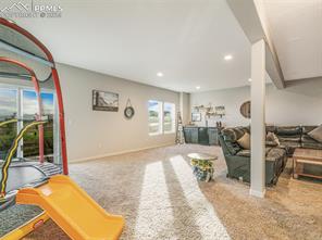 10082 Thrive Lane