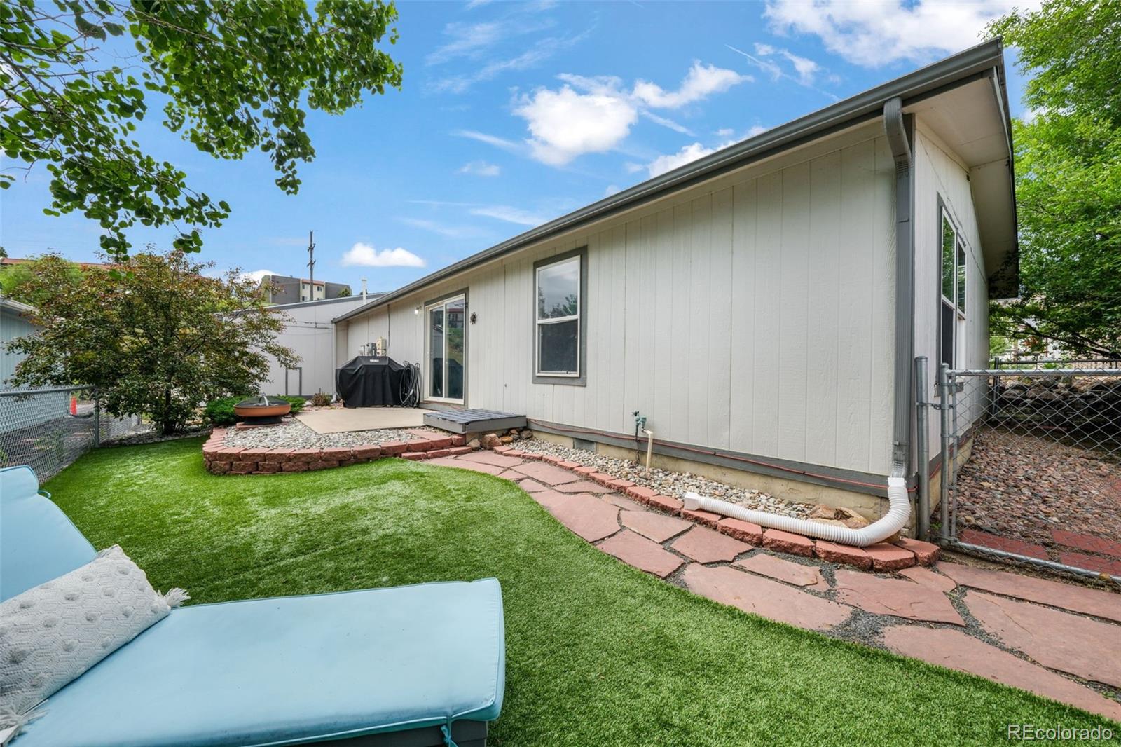 2550 Wheaton Drive