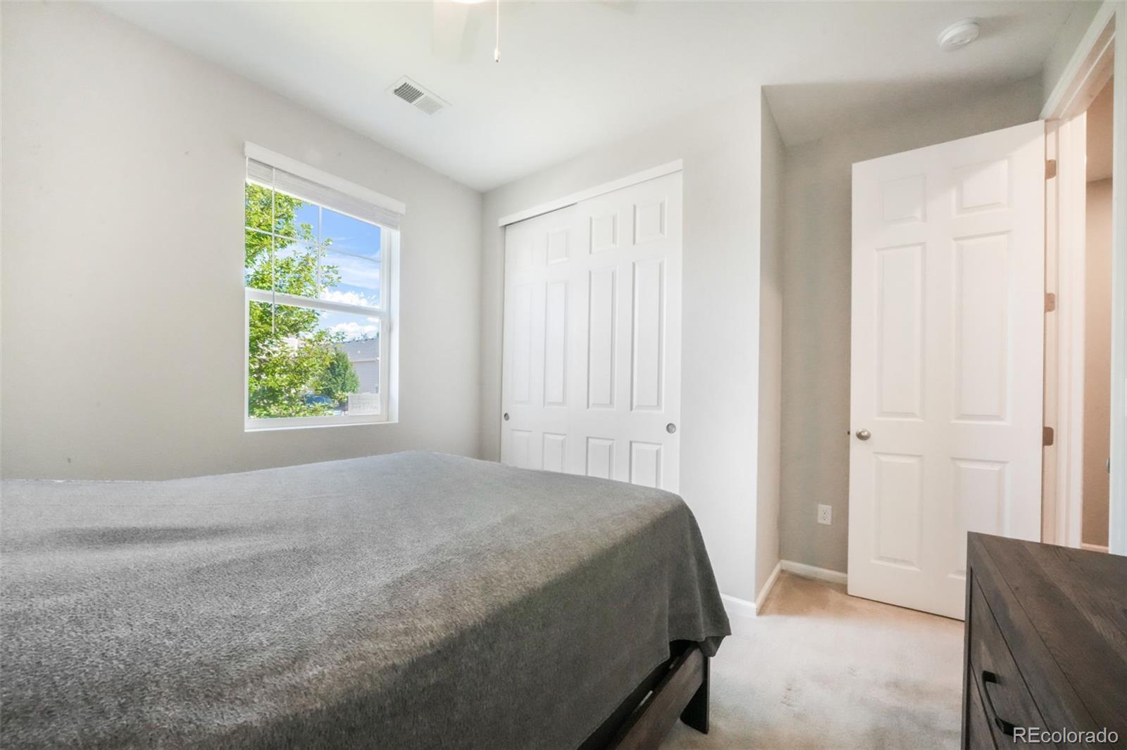 182 Vista Cliff Circle
