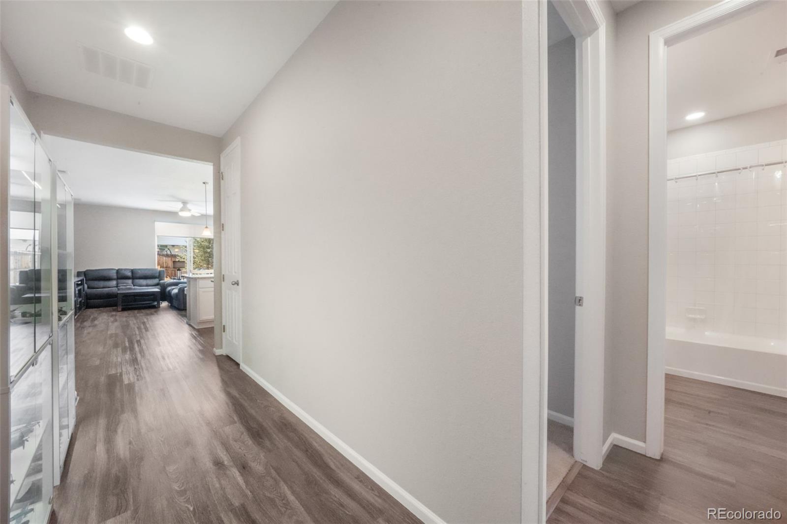 182 Vista Cliff Circle