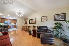 552 Lakewood Circle