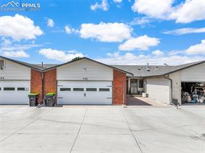 552 Lakewood Circle