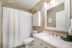 552 Lakewood Circle