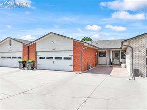 552 Lakewood Circle