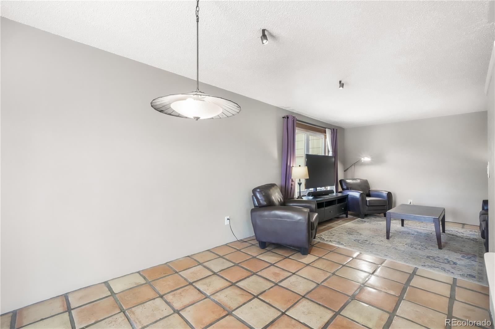 223 Saddlemountain Road