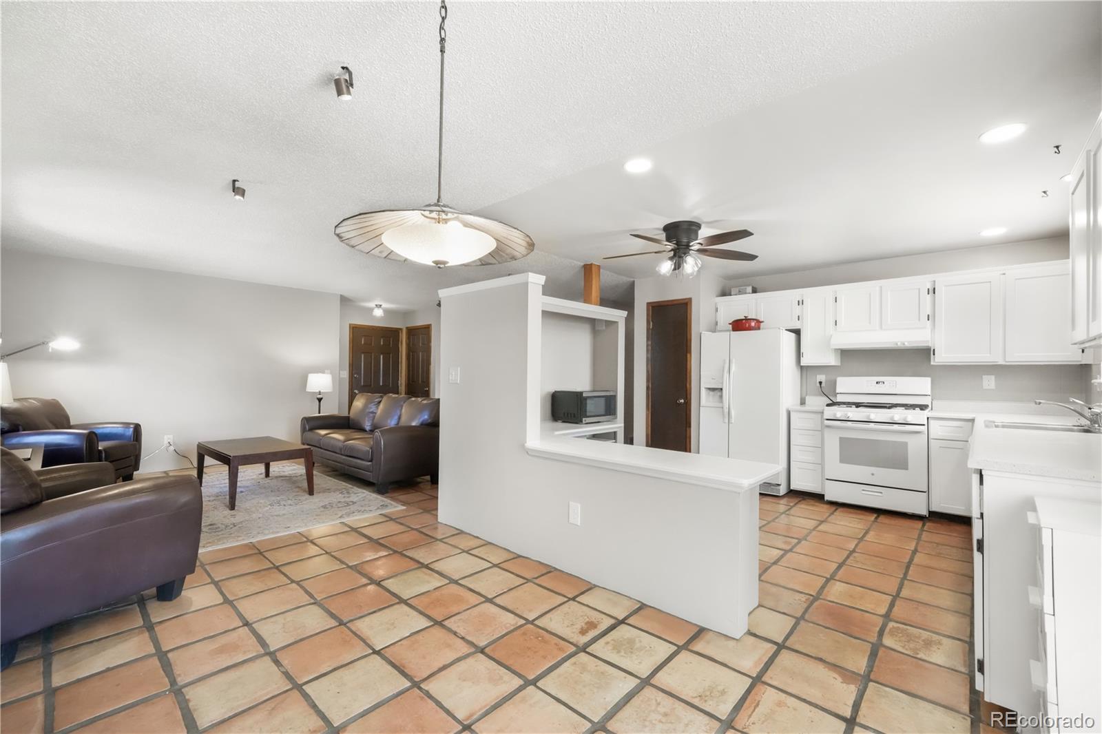 223 Saddlemountain Road