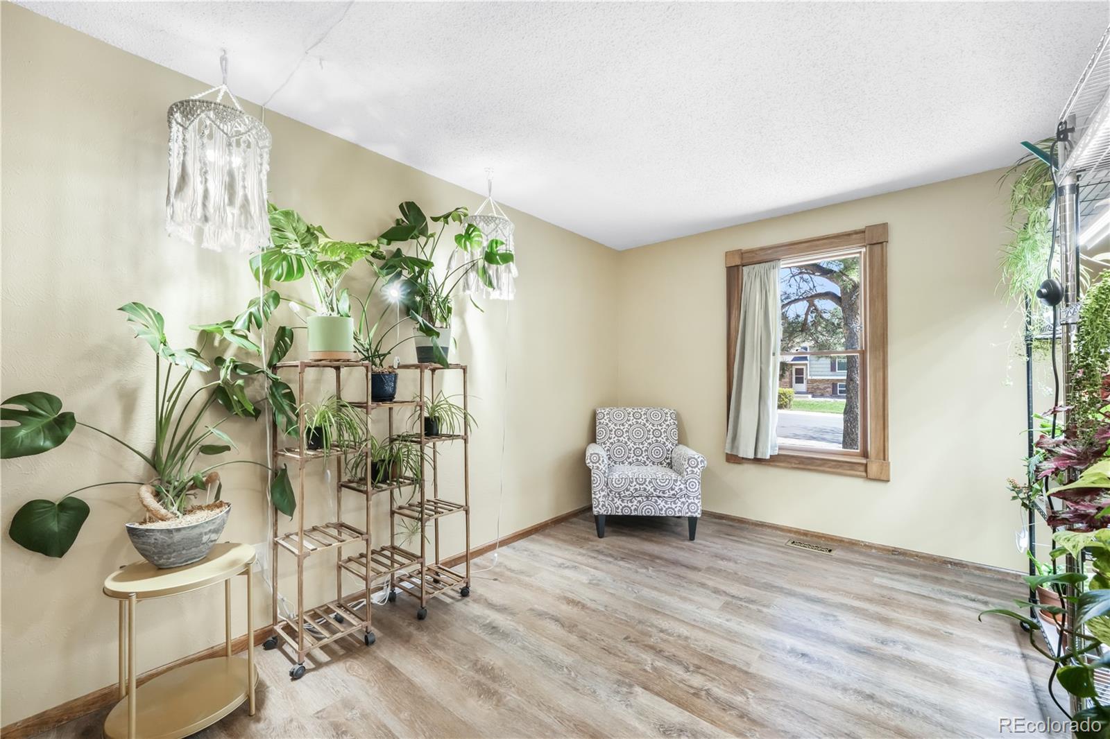 223 Saddlemountain Road