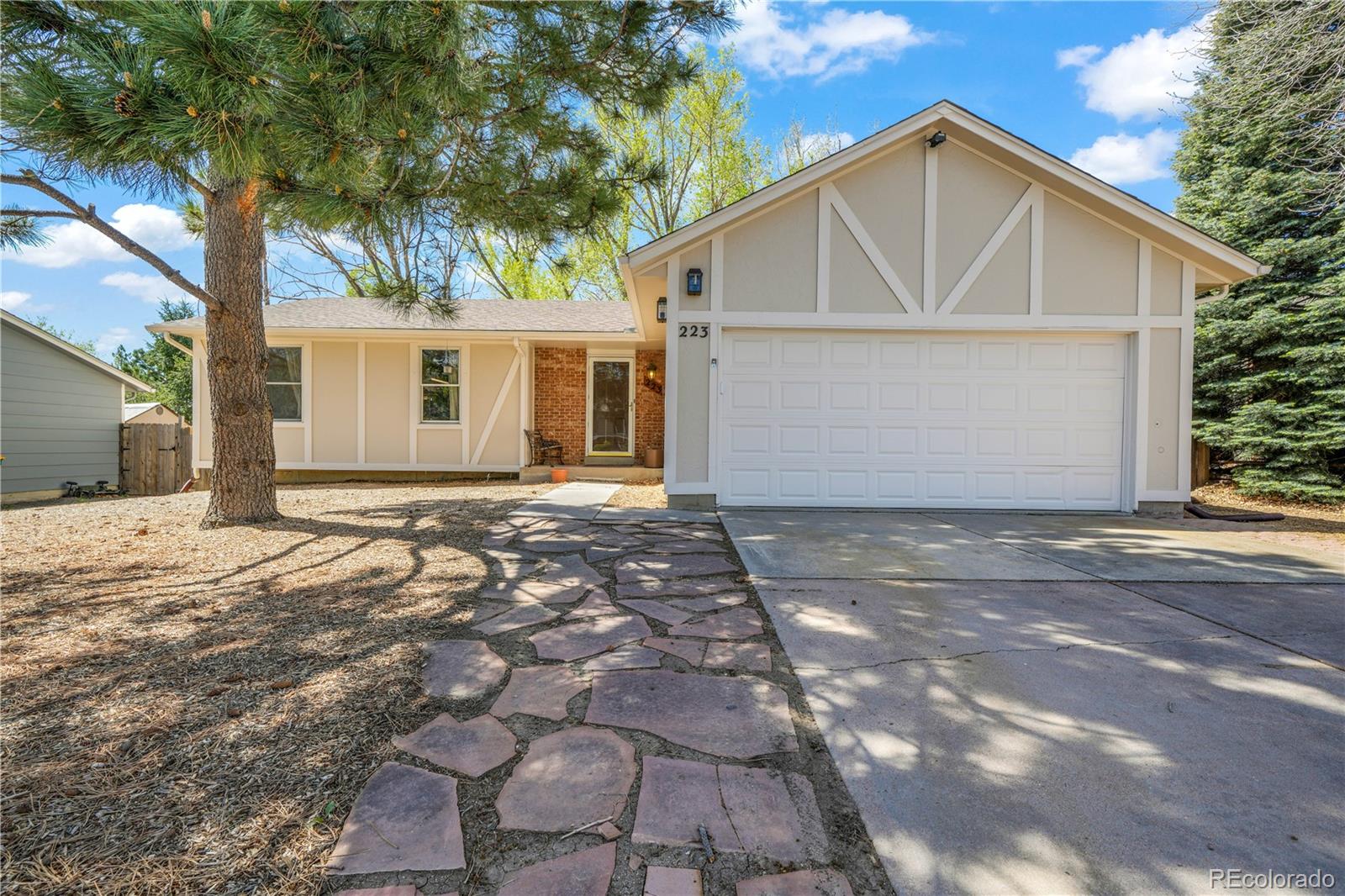 223 Saddlemountain Road