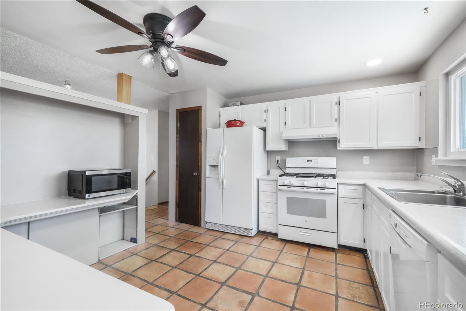 223 Saddlemountain Road