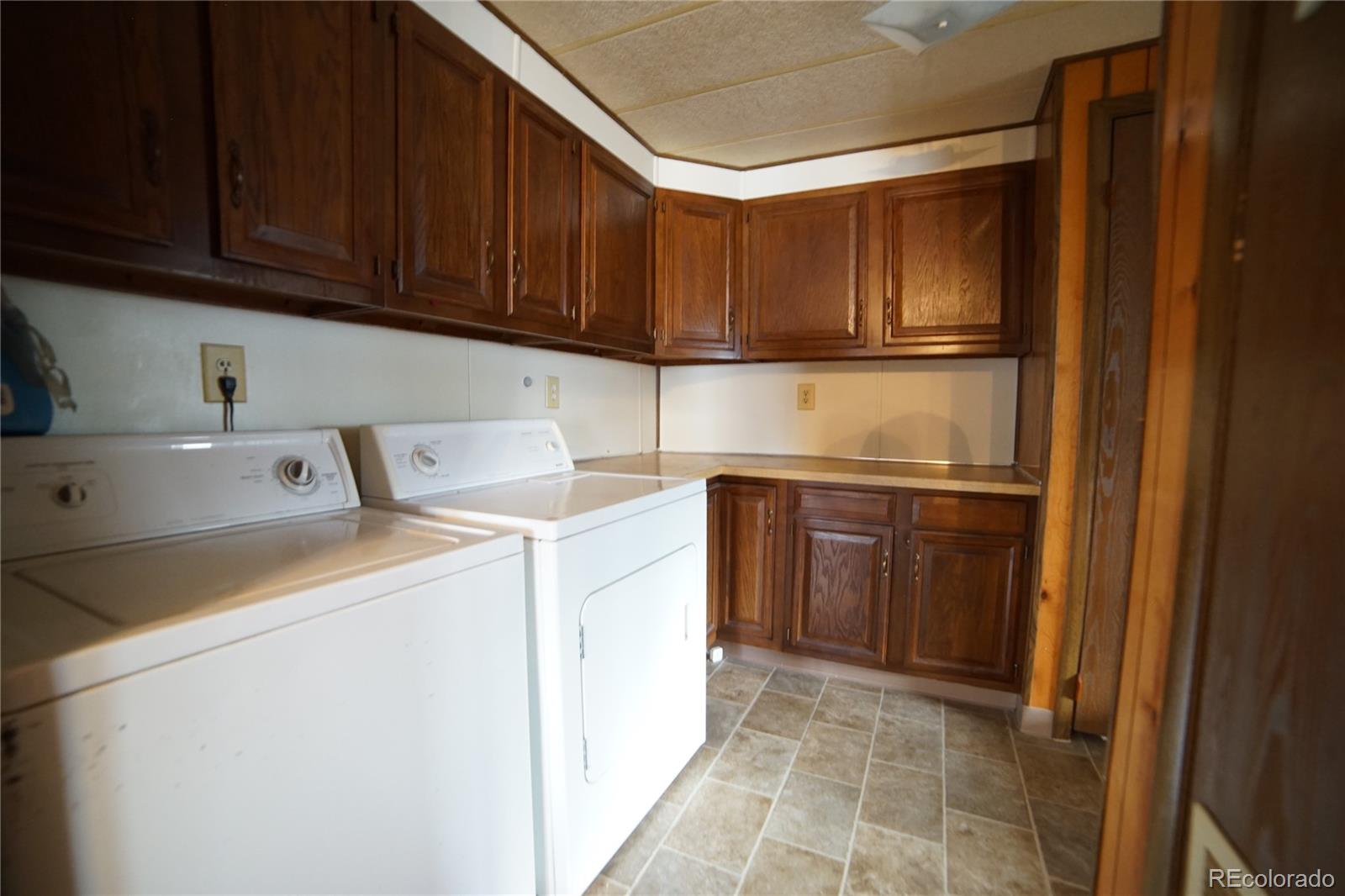 205 N Murray Boulevard