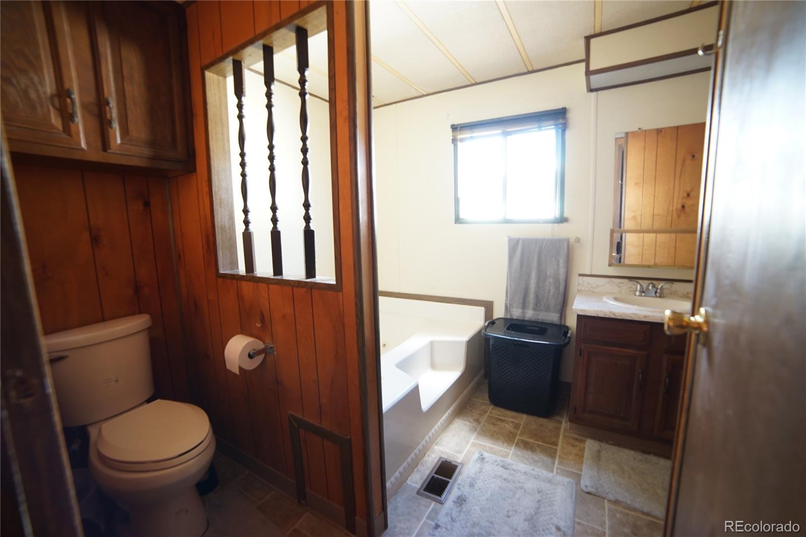 205 N Murray Boulevard