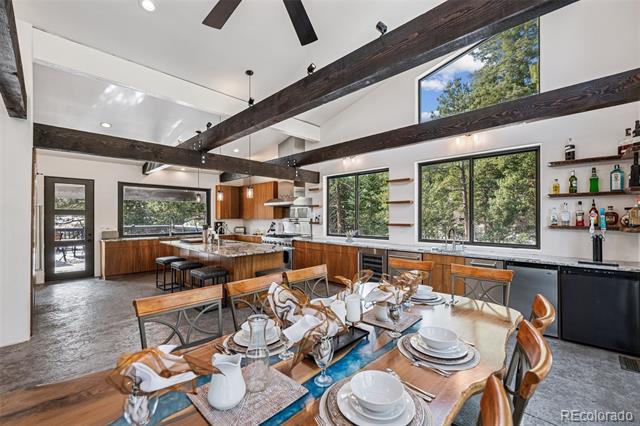 707 Sun Ridge Circle