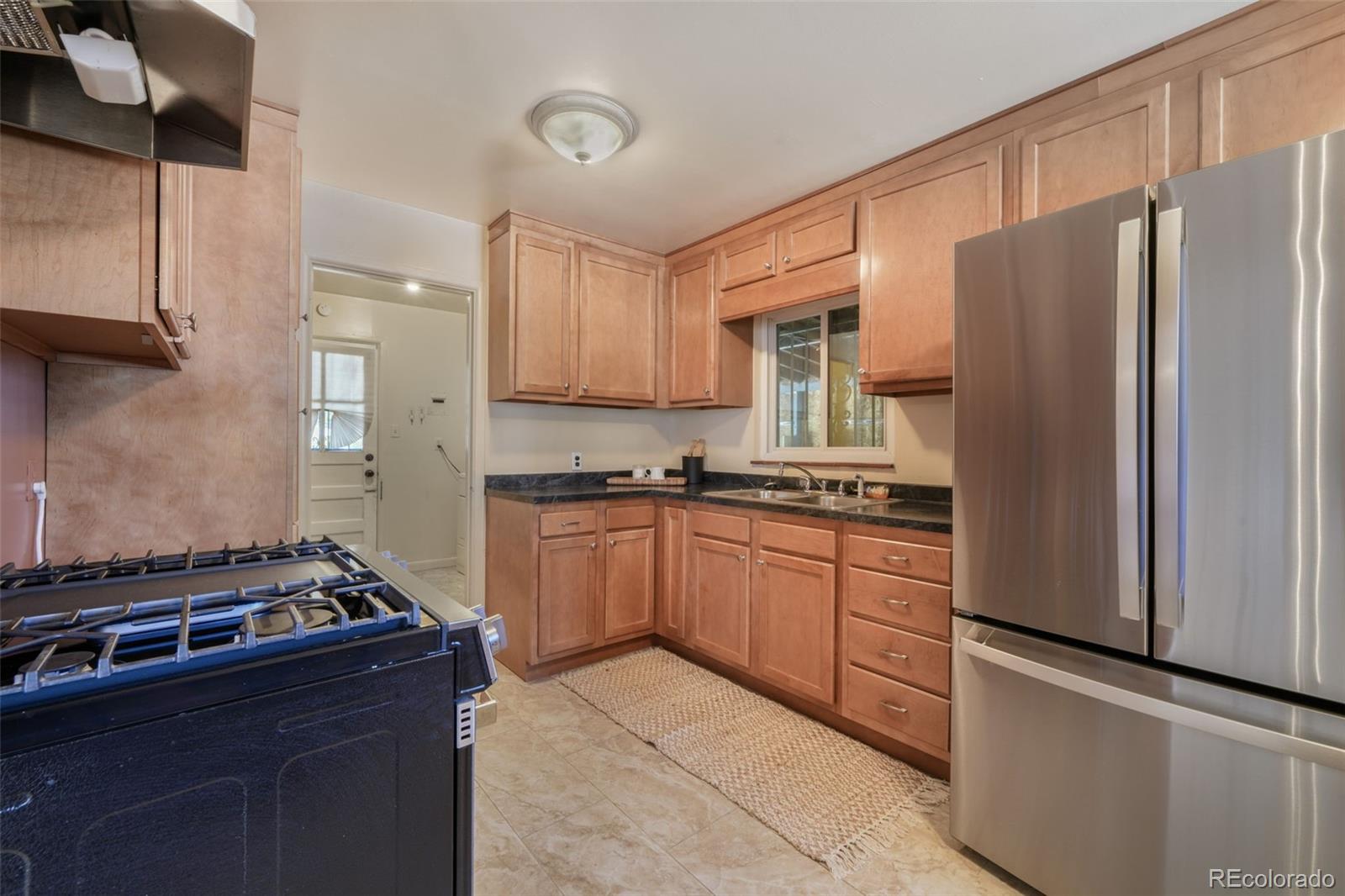 920 S Canosa Court