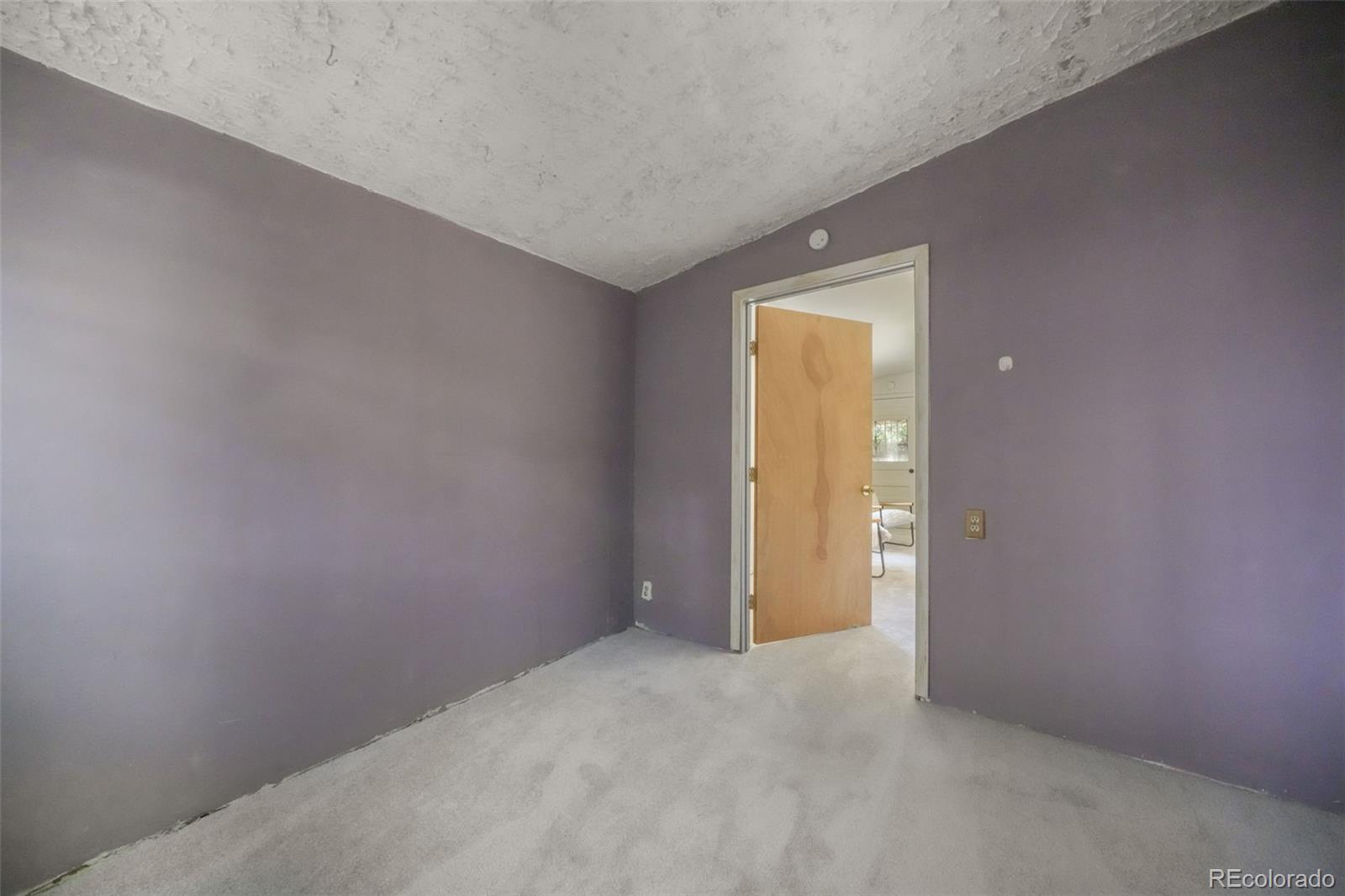 920 S Canosa Court