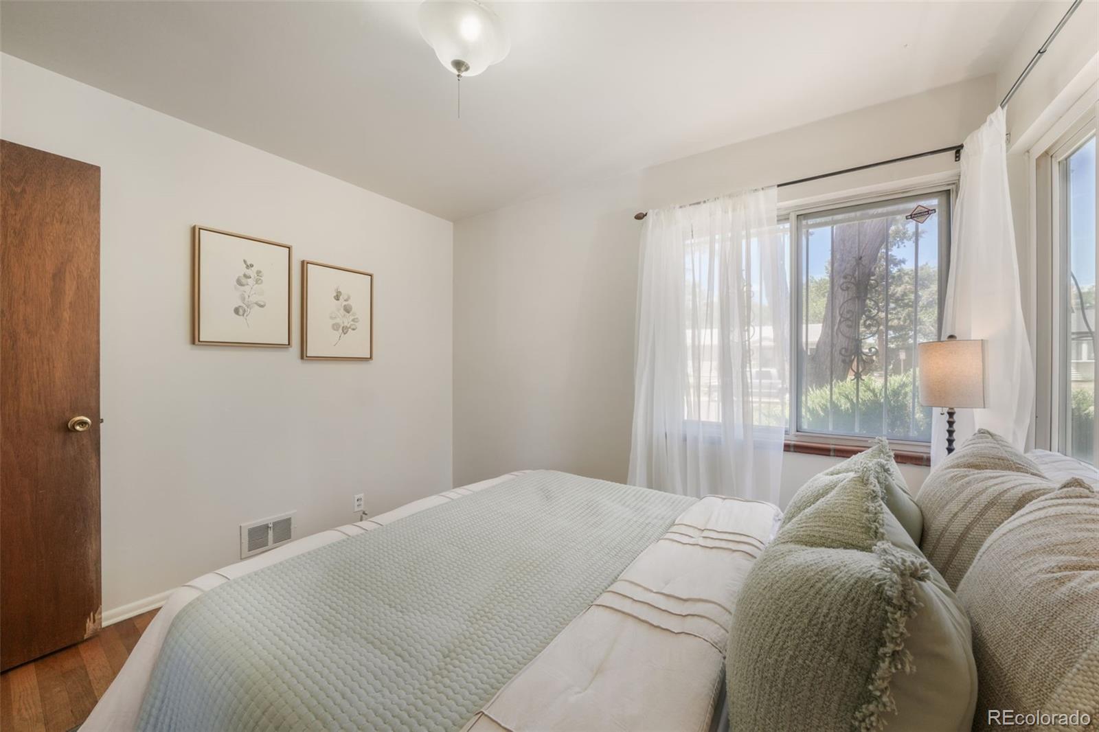 920 S Canosa Court
