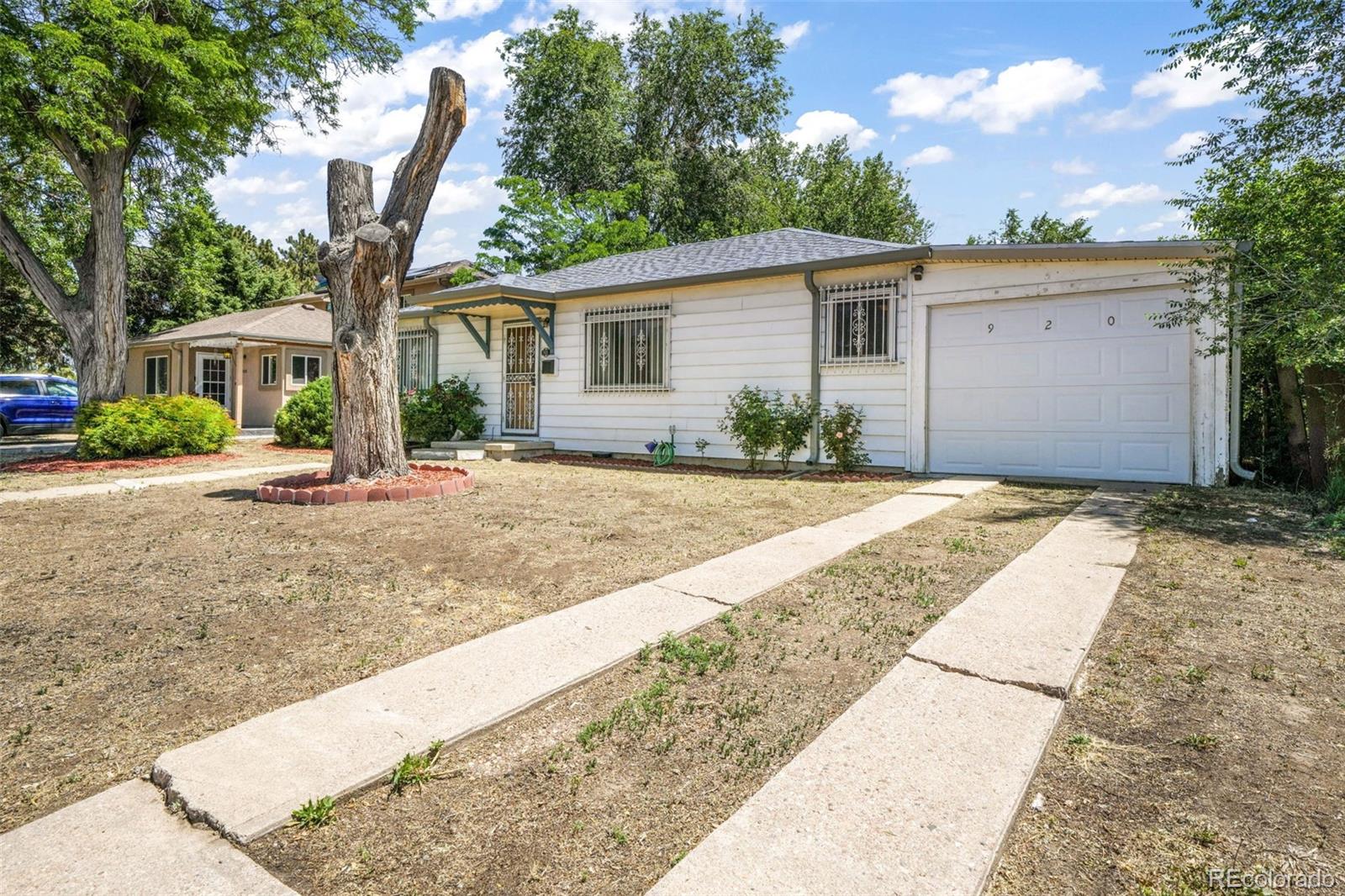 920 S Canosa Court