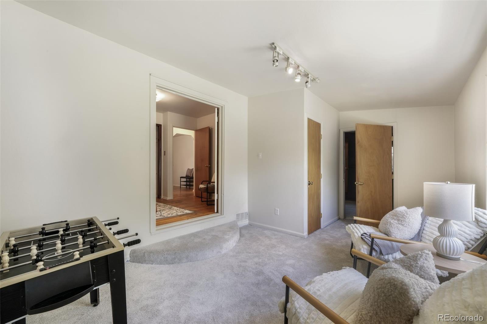 920 S Canosa Court