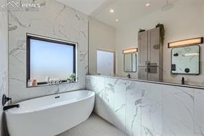 1552 E Blue Mesa Lane