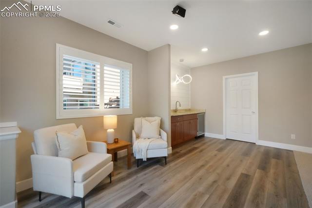 735 Chesapeake Avenue