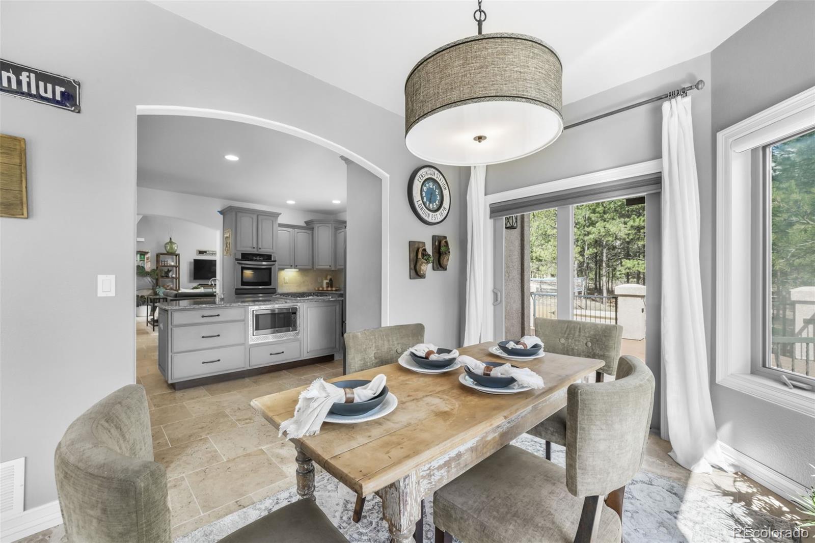 450 E Stirrup Trail
