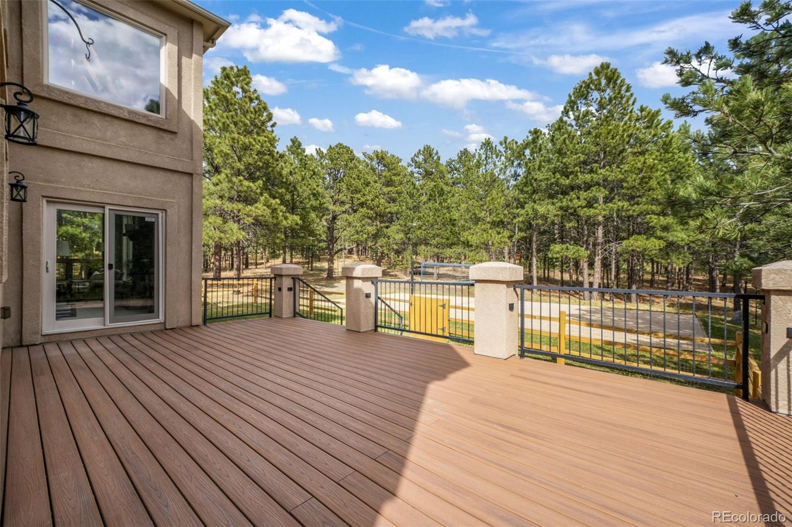 450 E Stirrup Trail