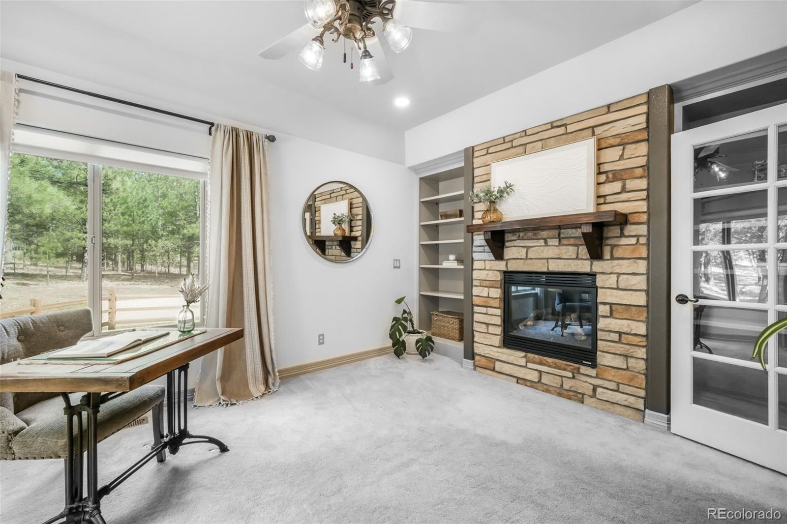 450 E Stirrup Trail