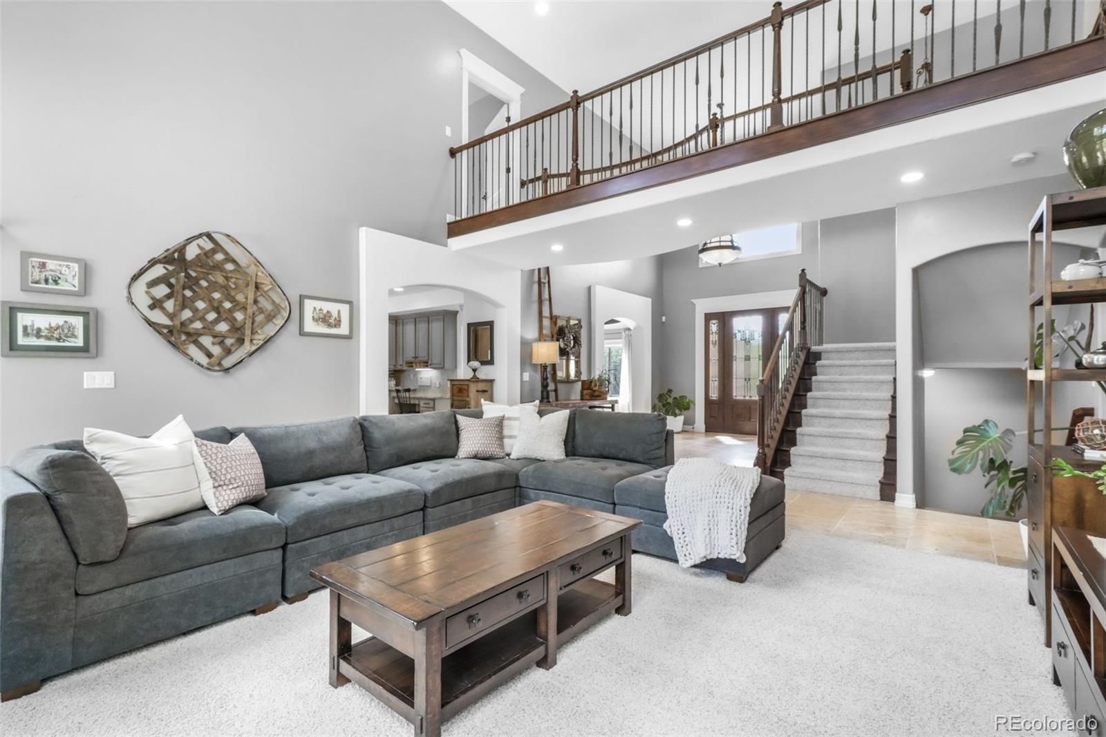 450 E Stirrup Trail