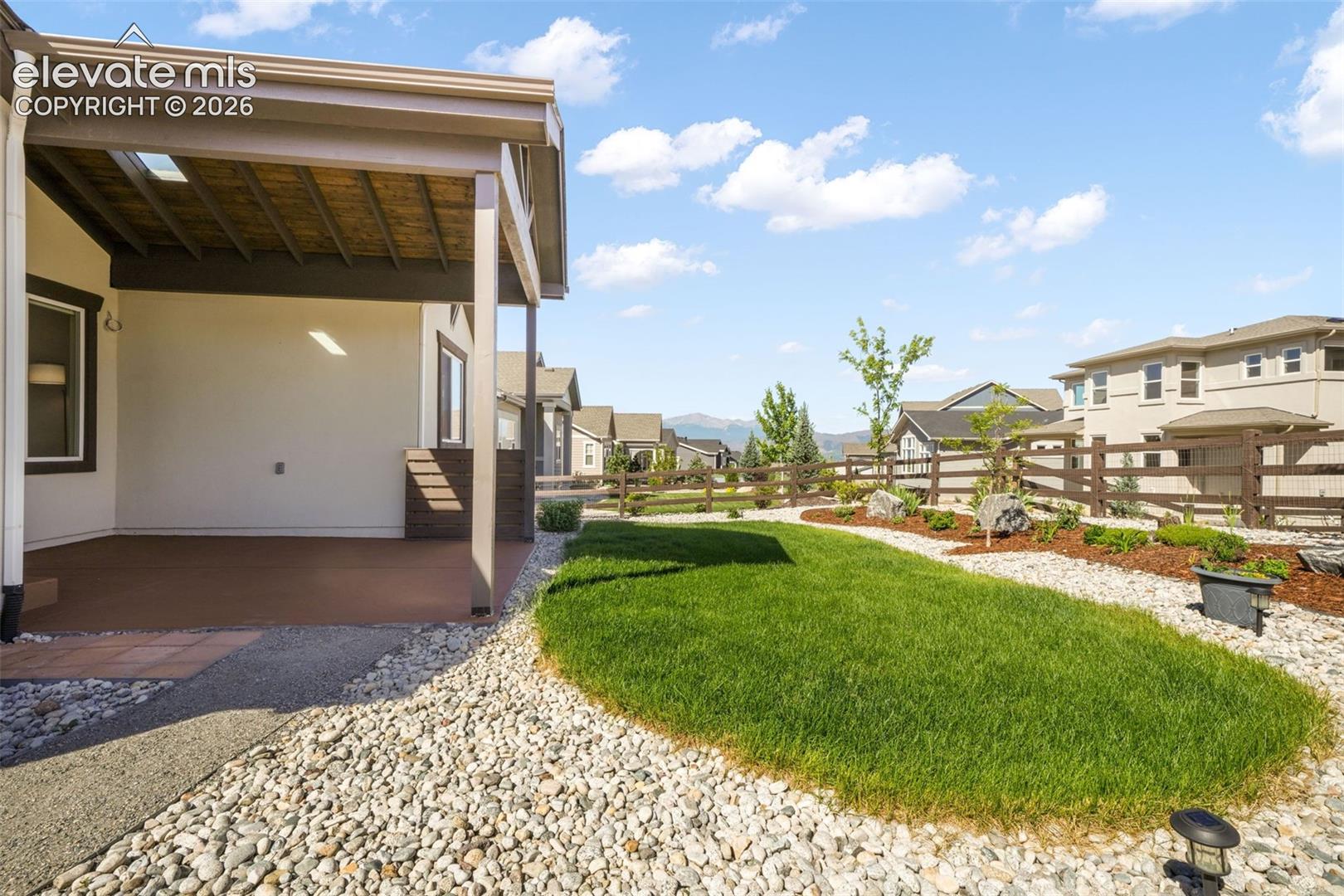 10104 Emerald Lake Lane