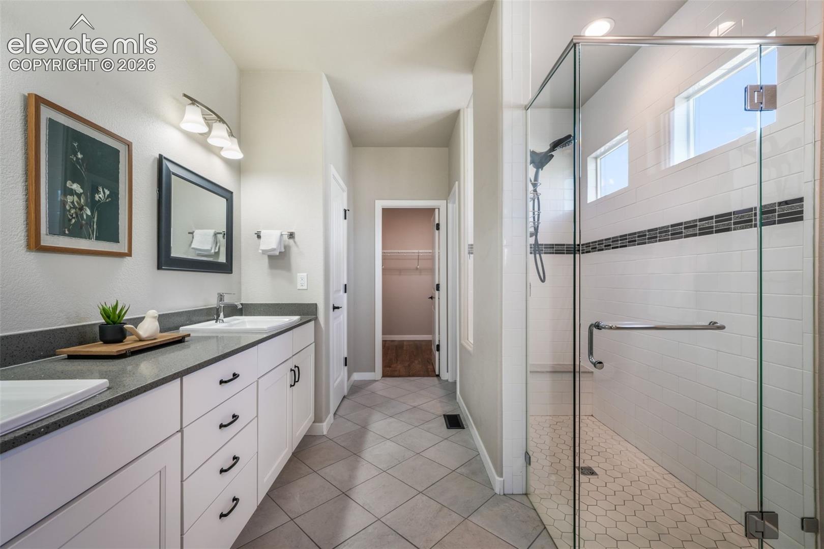 10104 Emerald Lake Lane