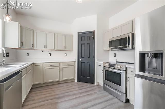 13131 Bandanero Drive