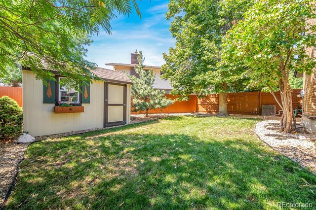 9706 W Iowa Drive