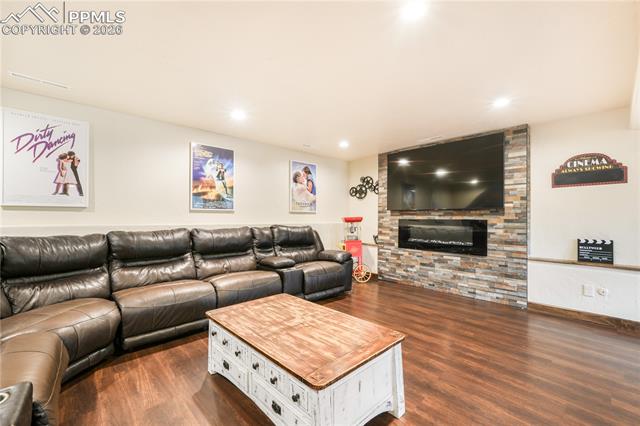 15245 Pleasant View Drive