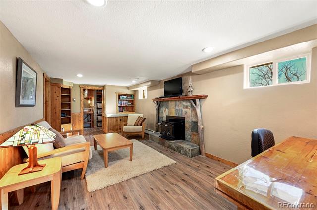 47980 Monarch Circle