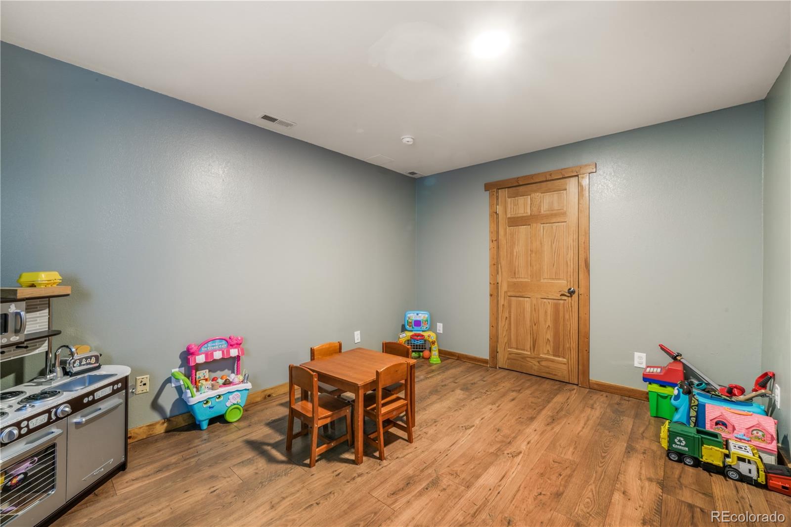 5580 Flag Way