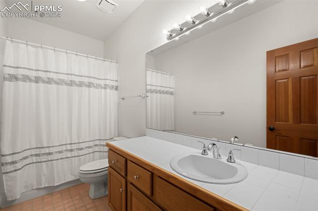 940 Forest View Road