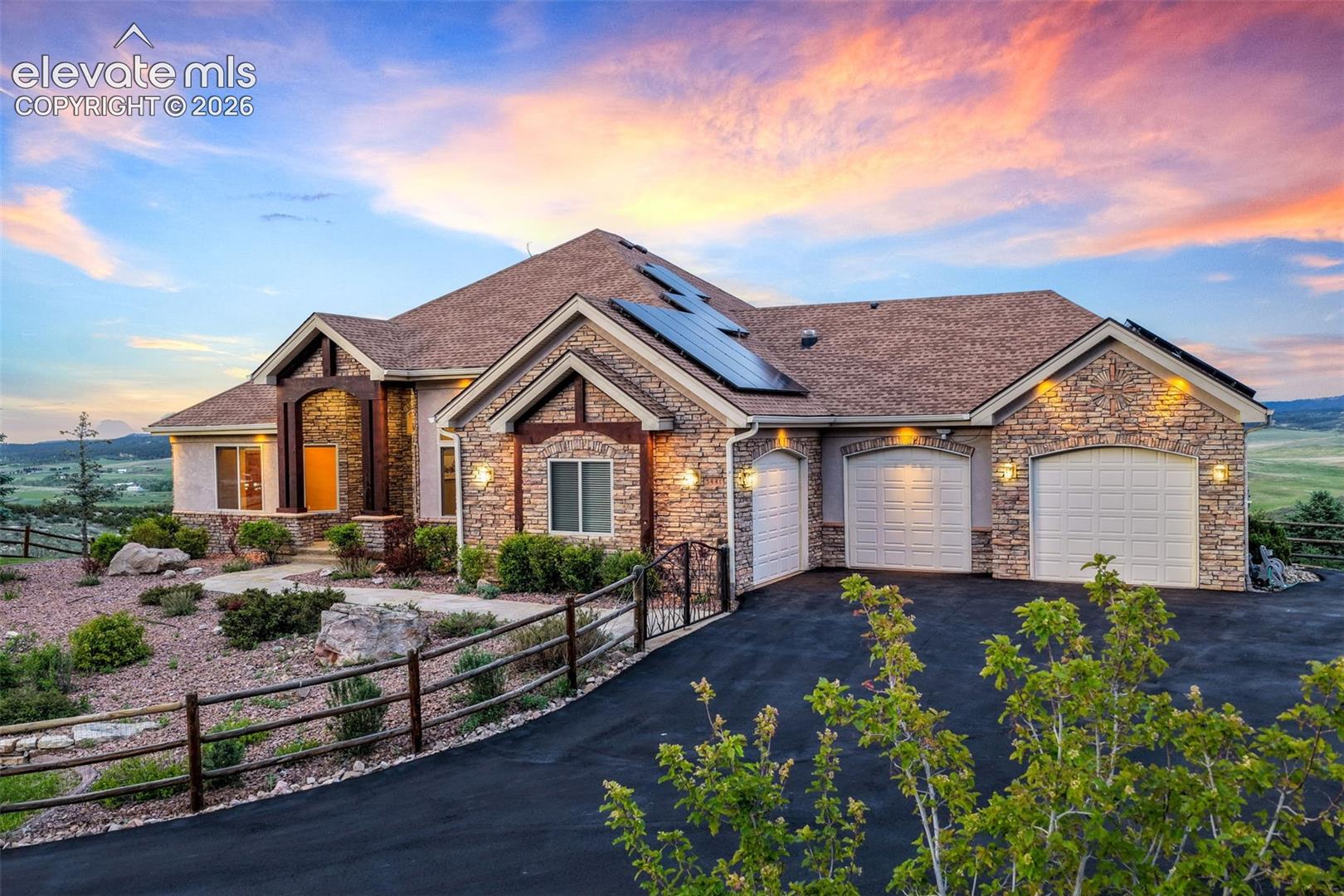5441 Country Club Drive