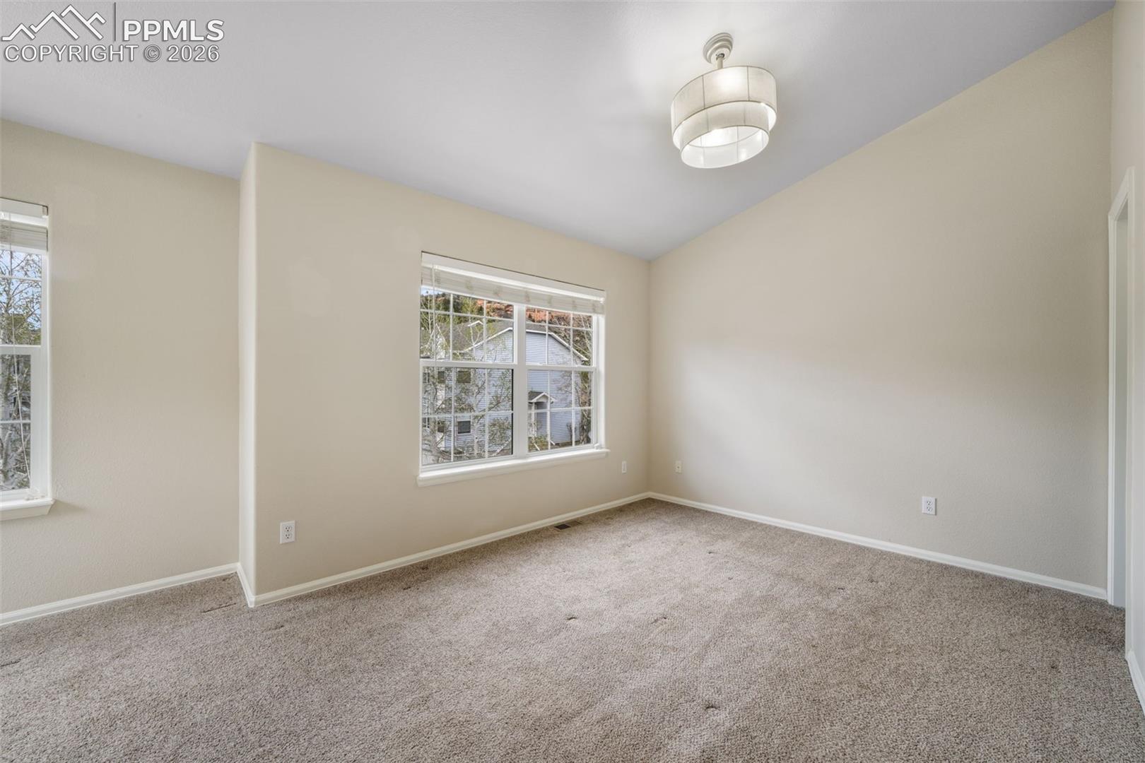 30 Vale Circle