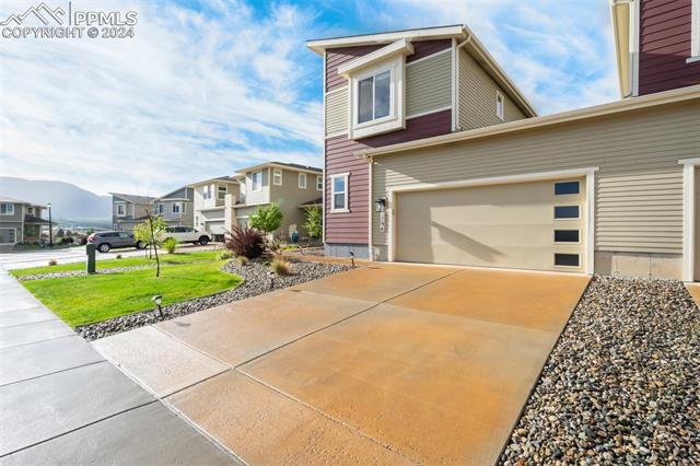 1794 Peak Prairie Lane