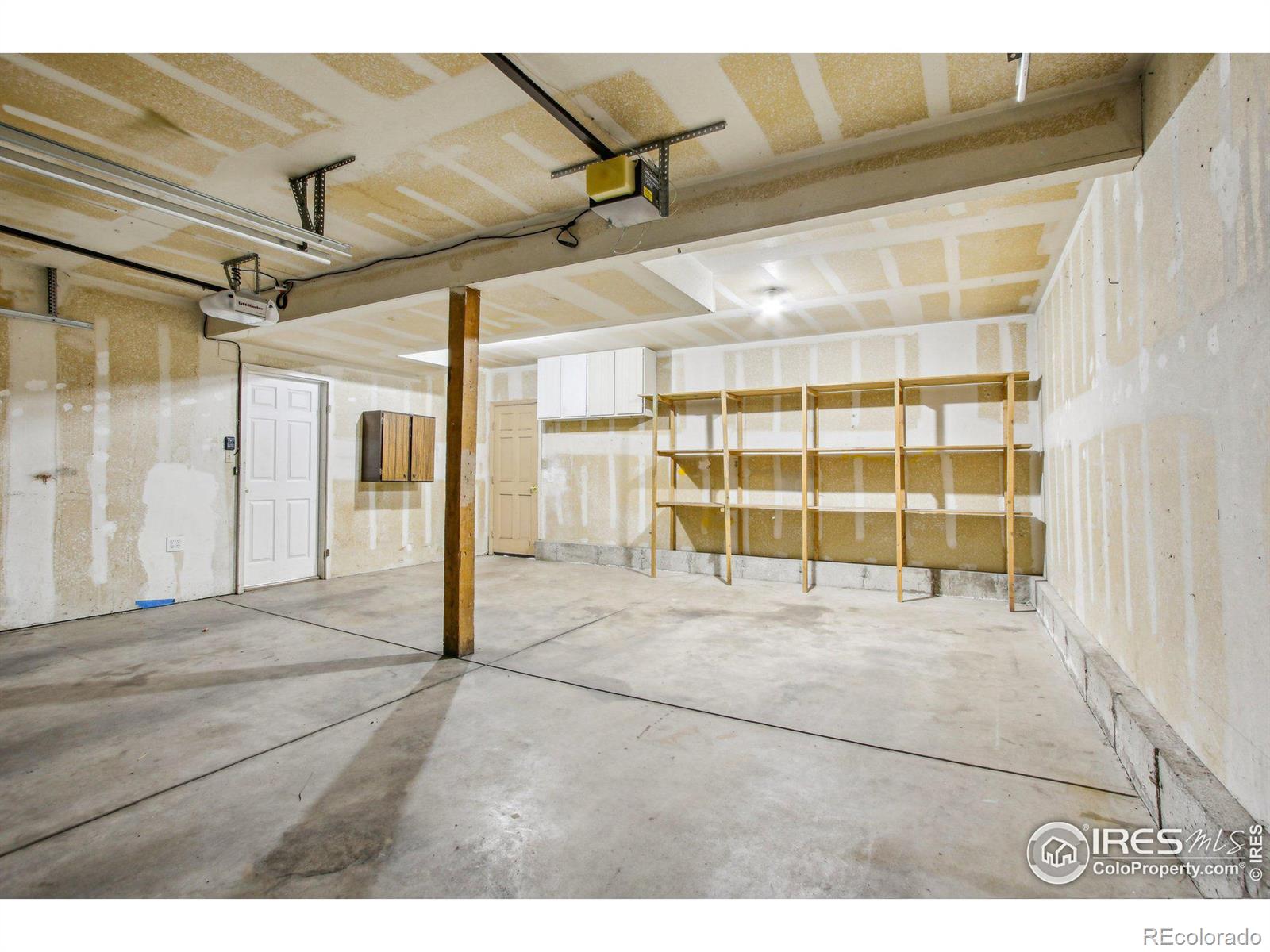 2618 Brookwood Drive