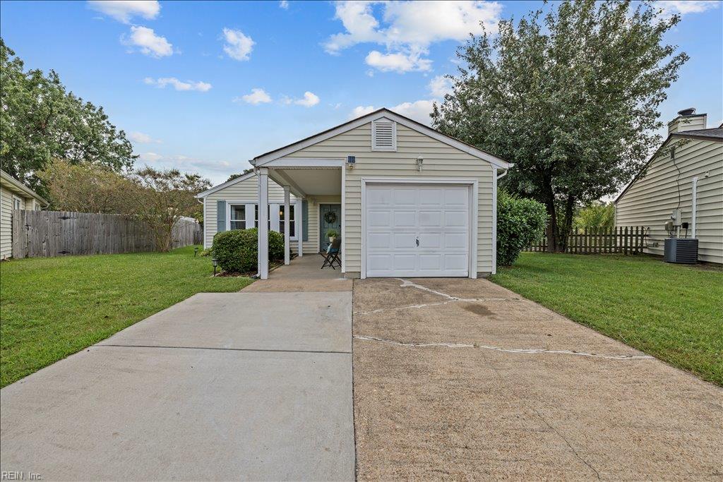 1329 Ettington LN