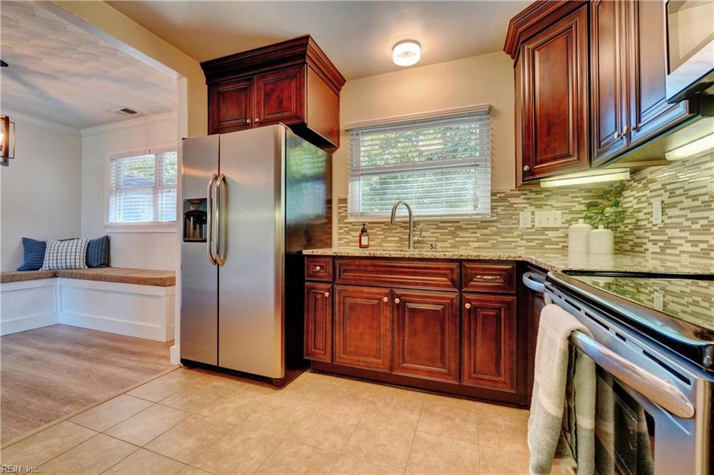 3421 Raintree RD