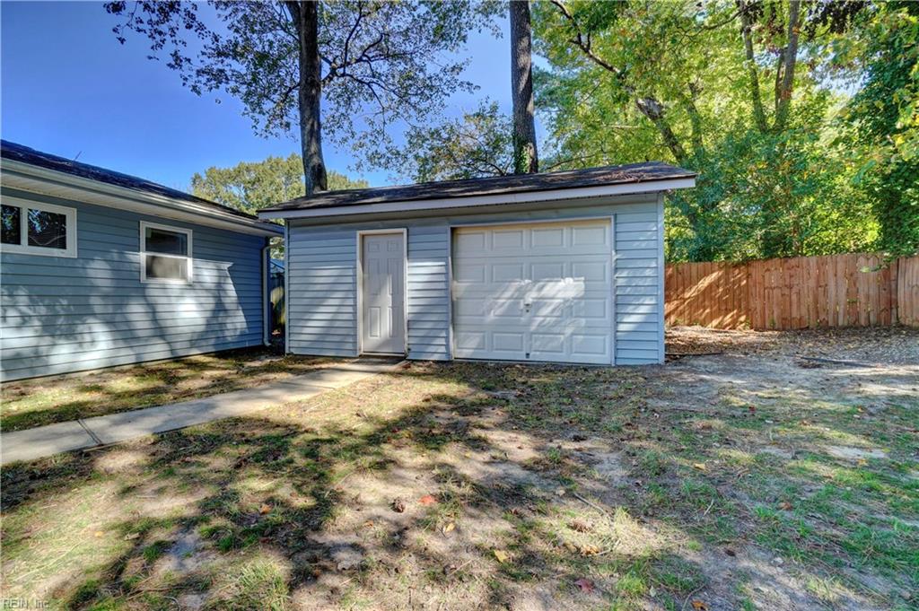 3421 Raintree RD