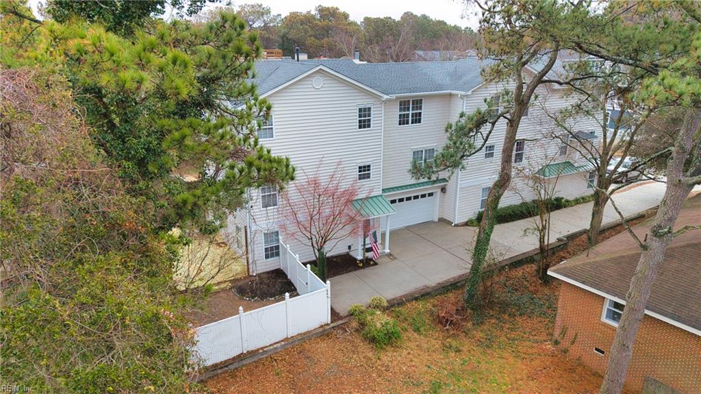 3734 Chesterfield AVE