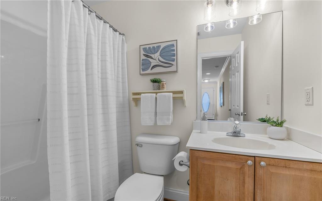 3734 Chesterfield AVE