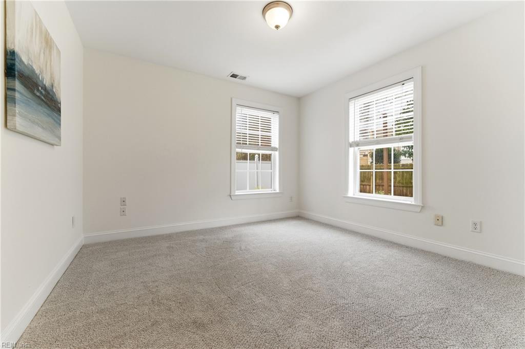 3734 Chesterfield AVE