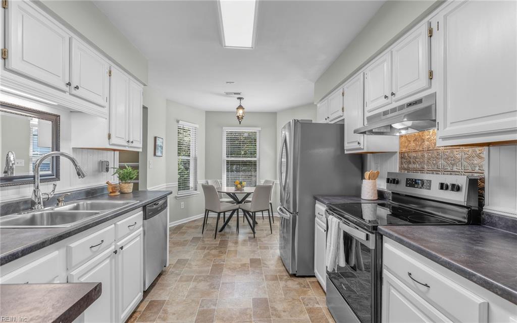 1000 York DR