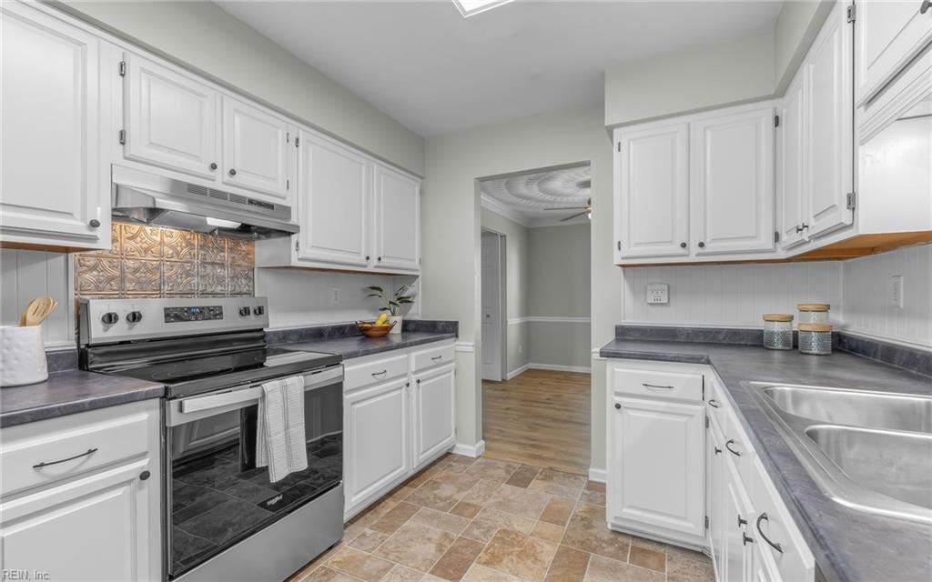 1000 York DR