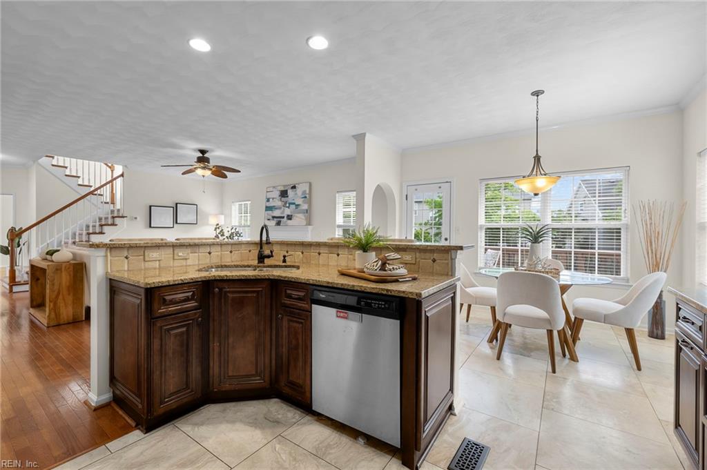 1605 Westerly CT