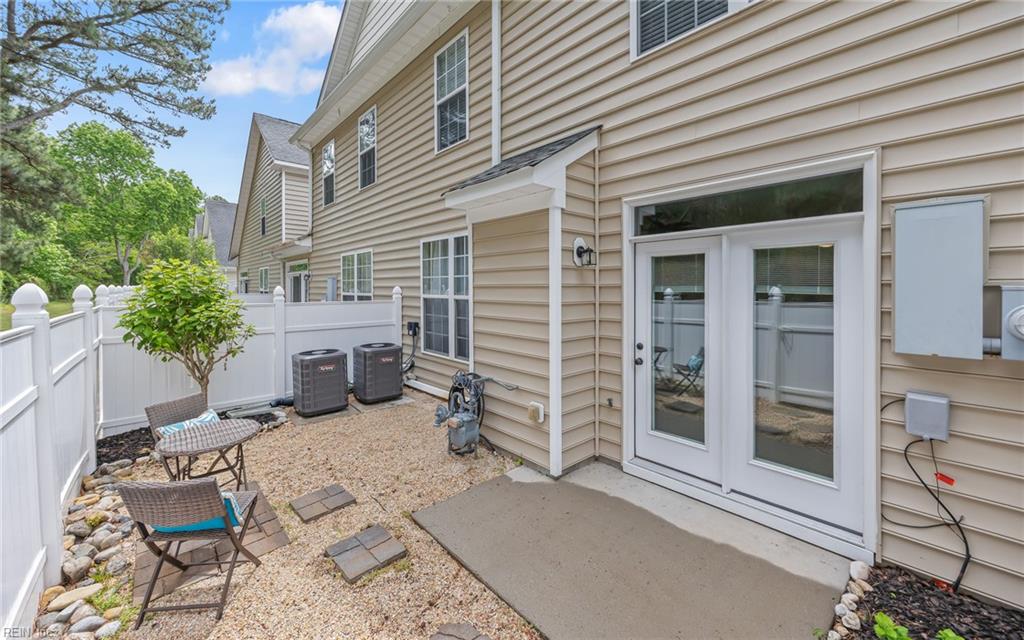 488 Fieldstone Glen WAY