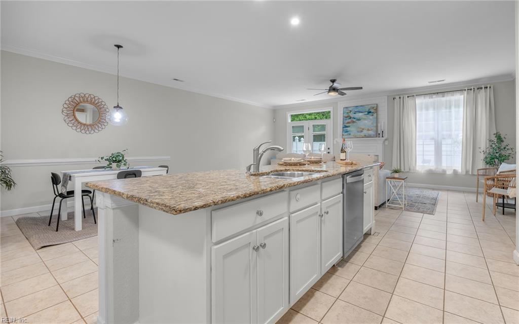 488 Fieldstone Glen WAY